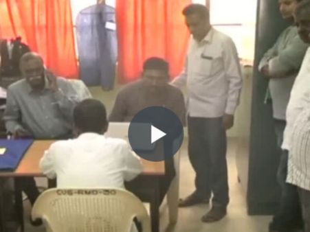 ராமேஸ்வரத்தில் தங்கம் கடத்திய இருவர் அதிரடி கைது - வீடியோ