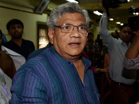 பசு குண்டர்களுக்கு பாதுகாப்பு அளிக்கிறது மத்திய அரசு.. சீதாராம் யெச்சூரி பரபரப்பு குற்றச்சாட்டு