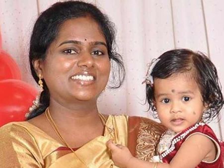 தனது ஒரே மகளை மாநகராட்சி பள்ளியில் சேர்த்த ஐஏஎஸ் அதிகாரி லலிதா! பிற அதிகாரிகளுக்கு முன்மாதிரி!!