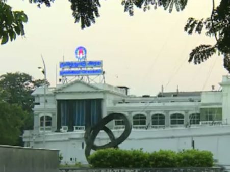 ஜனாதிபதி தேர்தல் ஏற்பாடுகள் தயார்.. அதிமுக, திமுக எம்எல்ஏக்கள் தலைமைச்செயலகம் வருகை!