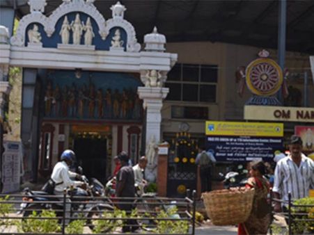 தி.நகர். ஏழுமையான் கோயிலுக்கு அகோரி வருகையால் சுத்தம் செய்து சிறப்பு பூஜை?