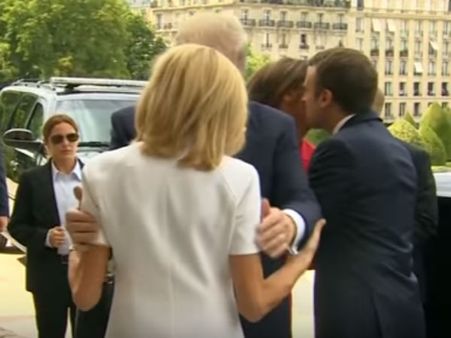 என்னா உடல் அமைப்பு, ப்ப்பா..! பிரான்ஸ் அதிபரின் மனைவியை வர்ணித்த ட்ரம்ப்!