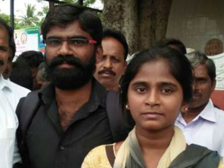 நீட் அடிப்படையில் மாணவர் சேர்க்கை கோரும் வழக்கு.. எதிர்மனுதாரராக இணைந்தார் அரியலூர் அனிதா