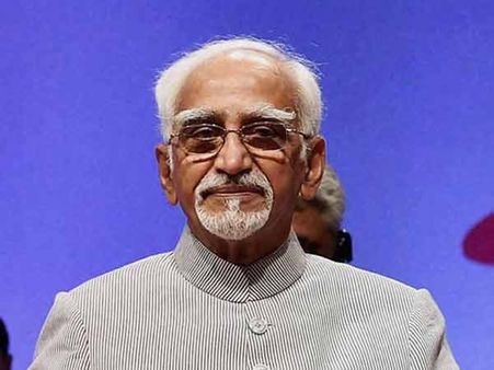 இந்தியாவில் முஸ்லிம்கள் அச்சத்துடன் தான் வாழ்கிறார்கள் - துணை ஜனாதிபதி ஹமீது அன்சாரி