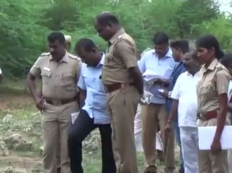 கிணற்றில் மிதந்த வயதான தம்பதியின் உடல்கள்... அதிர்ச்சி வீடியோ