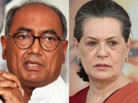 தெலுங்கானா காங். மேலிட பொறுப்பாளர் பதவியில் இருந்து திக்விஜய்சிங் தூக்கியடிப்பு- சோனியா அதிரடி!