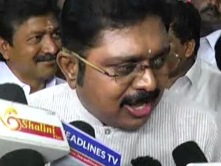 எனக்கு 122 எம்எல்ஏக்கள் ஆதரவு இருக்கிறது... இன்னமும் நம்பிக்கை குறையாத தினகரன்!