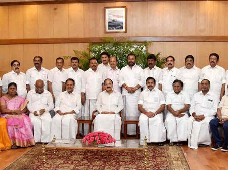 டெல்லியில் ஒரு காத்திருப்பு + இழுத்தடிப்பு!