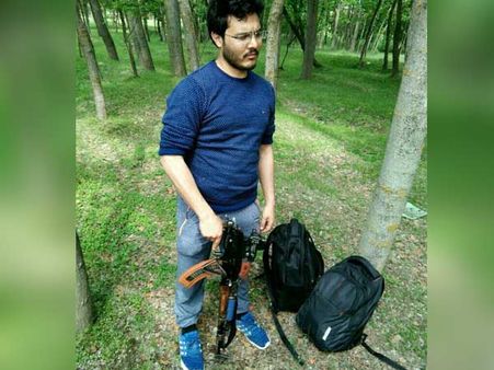 ஜம்மு காஷ்மீரில் தீவிரவாதி அபு துஜனா சுட்டுக்கொலை