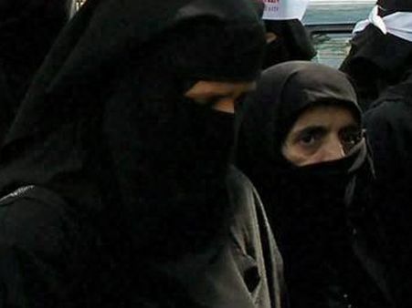 முத்தலாக் முறைக்கு எந்தெந்த நாடுகள் தடை விதித்துள்ளன தெரியுமா?