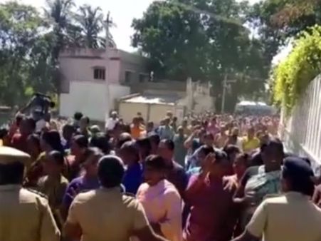 உள்ளூர் பிரச்சனையை முதலில் தீர்த்து வையுங்கள்... ஓபிஎஸை விளாசும் கிராம மக்கள்!