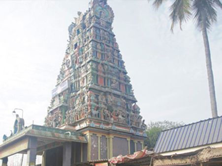 சொந்த வீடு கனவு நிறைவேறனுமா? சிறுவாபுரி முருகனை தரிசனம் பண்ணுங்க!