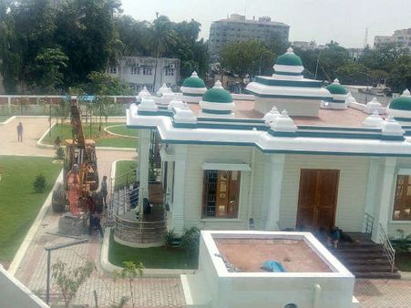 மெரினா டூ மணிமண்டபம்... இரவோடு இரவாக மாற்றப்பட்ட சிவாஜி சிலை!