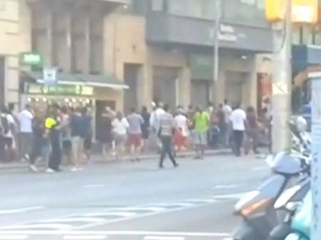 ஸ்பெயினில் காரை மோதவிட்டு தாக்குதல்: பலி எண்ணிக்கை 13 ஆக உயர்வு- 2வது தாக்குதல் முறியடிப்பு!!