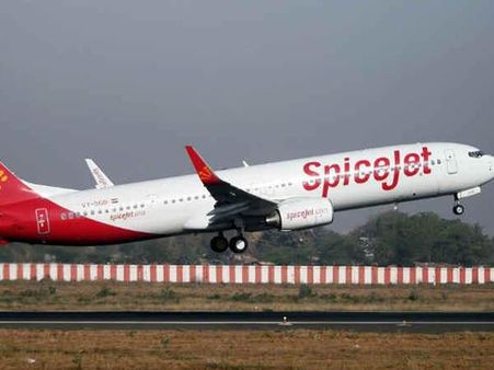 புதுவையில் இருந்து ஹைதராபாத்துக்கு நேரடி விமான சேவை.. தொடங்கியது ஸ்பைஸ் ஜெட்!