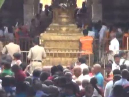 திருப்பதி வெங்கடாஜலபதி தரிசன வரிசையில் மாற்றம்... நெரிசலைத் தவிர்க்க நிர்வாகம் ஏற்பாடு