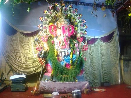 இன்று தூர்வாஷ்டமியில் விநாயகரை அருகம்புல் கொண்டு அர்ச்சித்தால் தீராத கடனும் தீரும்!