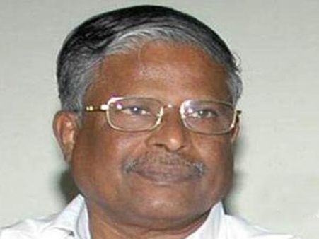 சட்டத்தின் சந்து பொந்துகளில் நுழைந்து ஆட்சியை காப்பாற்ற முயற்சி.. கொதிக்கும் மாஜி சபா ஆவுடையப்பன்