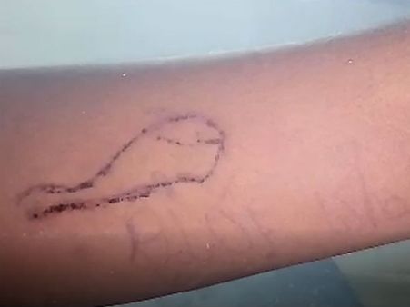 ப்ளூவேல் விளையாட்டில் 13 நிலைகள் விளையாடிய வேலூர் மாணவன் மீட்பு!