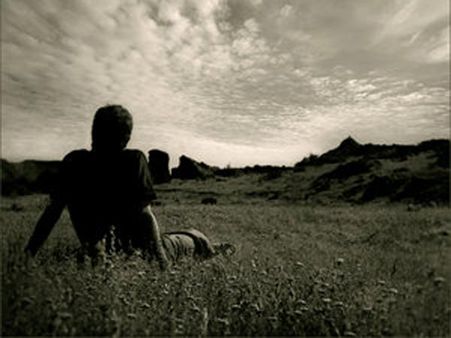 கனவுகள் கலையும் போது உடைந்து போகாதீர்கள் கடந்து போங்கள்!