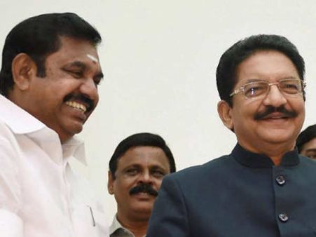 நித்தம் நித்தம் ஒரு கணக்கு... எடப்பாடிக்கு எத்தனை பேர்தான் ஆதரவு? என்னதான் செய்கிறார் ஆளுநர்?