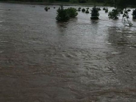 மேற்குத் தொடர்ச்சி மலை பகுதிகளில் கனமழை... வராக நதியில் வெள்ளப்பெருக்கு!