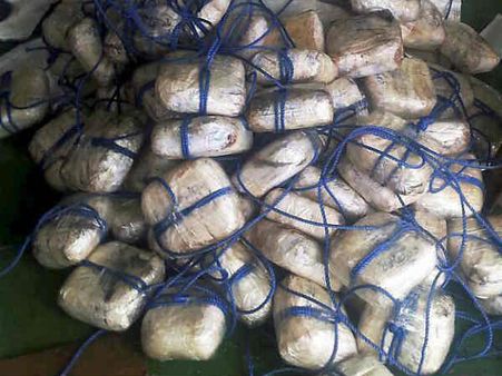 ரூ.5 கோடி மதிப்பிலான ஹெராயின் பறிமுதல்... இரு ராணுவ வீரர்கள் உள்பட மூவர் கைது