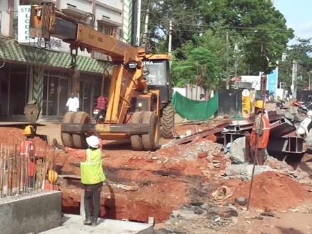 மார்த்தாண்டம் பாலம் தரமான பொருட்களால் கட்டப்படுகிறதா? - எம்.எல்.ஏ கேள்வி