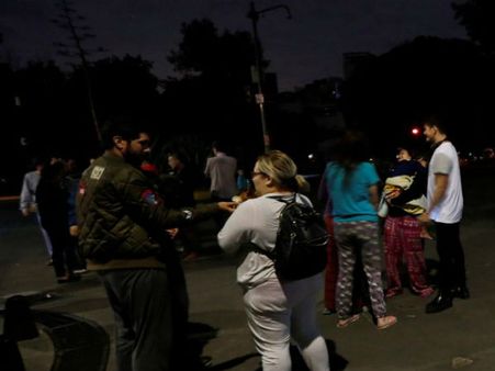 மெக்ஸிகோ அருகே 8 ரிக்டர் நிலநடுக்கம்.. 7 நாடுகளுக்கு சுனாமி எச்சரிக்கை #earthquake