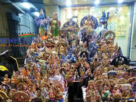 நவராத்திரி 2017 : கொலு பூஜைகள், ஆயுத பூஜை, விஜயதசமி பூஜைக்கு நல்ல நேரங்கள்