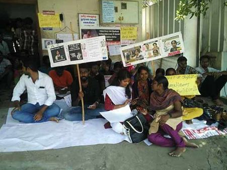 திருச்சியில் அனைத்திந்திய பெருமன்றத்தினர் 6-வது நாளாக உண்ணாவிரதம்