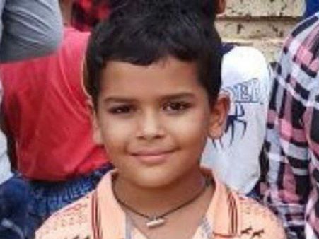 ரியான் சர்வதேச பள்ளி வளாகத்தில் 7 வயது சிறுவன் கொலை: உறவினர்கள் போராட்டம்