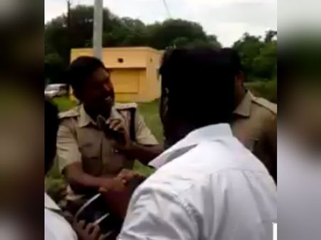 வீட்டுக்குள்ளும் போராட்டம் நடத்தக் கூடாது.. ஆசிரியை சபரிமாலாவுக்கு போலீஸ் எச்சரிக்கை