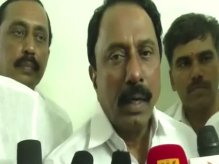 அனிதாவின் மரணம் மிகப்பெரிய இழப்பு... மாணவர்களே தைரியமாக இருங்கள்- செங்கோட்டையன்