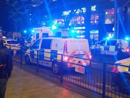 லண்டனில் அமிலம் வீசி தாக்குதல்- 6 பேர் படுகாயம்; சிறுவன் கைது