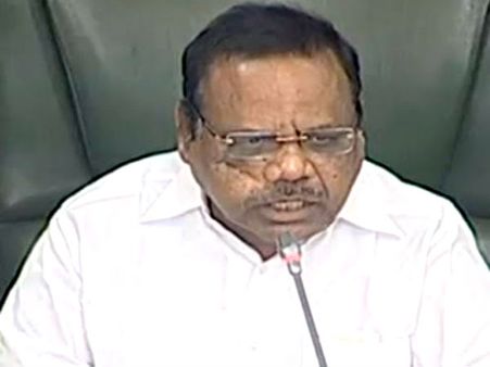 கையெழுத்தில்லாத ஆவணம் மூலம் தகுதி நீக்கம்... சபாநாயகர் நடுநிலை தவறிவிட்டார் - அபிஷேக் மனு சிங்வி