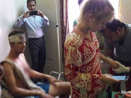 தாஜ்மகாலில் சுற்றுலாப் பயணிகள் மீது தாக்குதல் - உ.பி அரசிடம் அறிக்கை கேட்டார் சுஷ்மா ஸ்வராஜ்