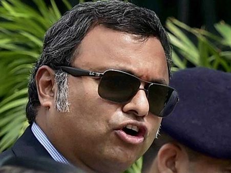 அவசர வேலையாக இங்கிலாந்து செல்ல வேண்டும்.. உச்சநீதிமன்ற அனுமதி கோரும் கார்த்தி சிதம்பரம்