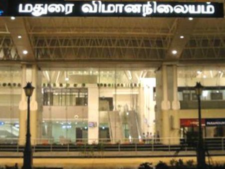 மதுரை விமான நிலையத்தில் போலி ஐபிஎஸ் அதிகாரி அதிரடி கைது!