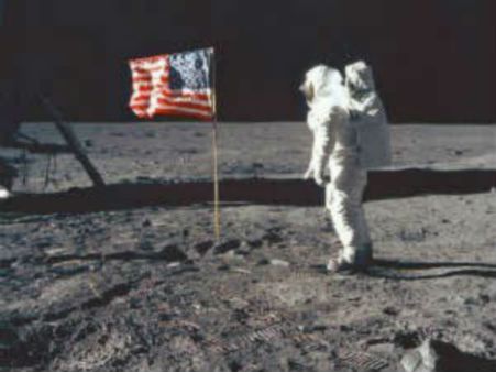 நிலவுக்கு மீண்டும் மனிதர்களை அனுப்பும் நாசா... மாஸ் காட்ட காத்திருக்கும் அமெரிக்கா!