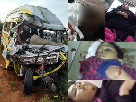 நெல்லை அருகே சிமெண்ட் லாரி மீது வேன் மோதி விபத்து - 3 பேர் பலி, 10 பேர் படுகாயம்