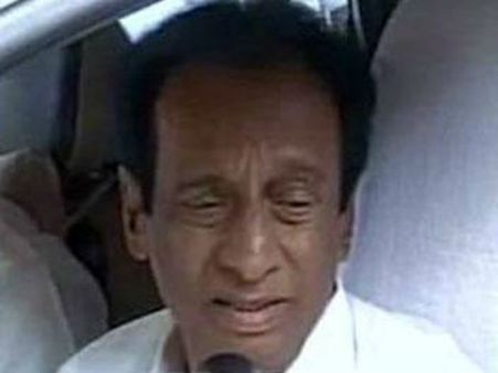 அதிமுக எம்எல்ஏக்களை தகுதி நீக்கம் செய்ய கோரி திமுக வழக்கு- உச்சநீதிமன்றம் விசாரிக்க செம்மலை மனு