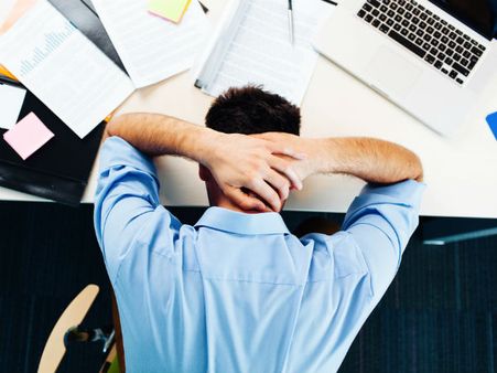 முகப்பூச்சும் மனப்பூச்சும்.. கனத்துப் போகும் இதயம்!