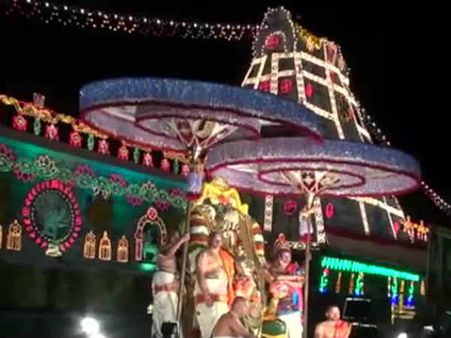 திருப்பதி பிரம்மோற்சவம் : 6.21 லட்சம் பேர் தரிசனம் - ரூ.18.70 கோடி உண்டியல் வசூல்