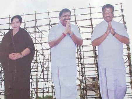 எந்தப் பக்கம் பார்த்தாலும் ஈபிஎஸ், ஓபிஎஸ் கட் அவுட்னா எப்படி.. டென்ஷனில் திருச்சி மக்கள்!