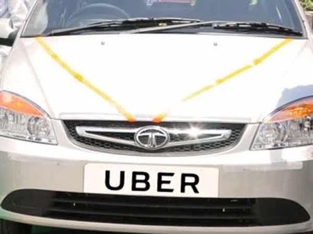 பெண் பயணியை பார்த்துக் கொண்டே சுயஇன்பம் அனுபவித்த உபேர் டிரைவர் கைது