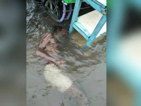 மெரினாவில் தேங்கிய மழை நீரில் மூழ்கி முதியவர் பரிதாப பலி!