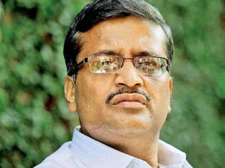 25 ஆண்டுகளில் 51 டிரான்ஸ்பர்.. அசராத ஹரியானா ஐ.ஏ.எஸ் அதிகாரி அசோக் கெம்கா