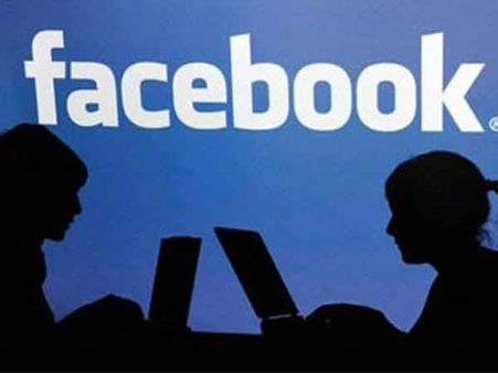 பேஸ்புக்கில் டாக்டர் என கூறி ரூ12 லட்சம் மோசடி.. சிக்கினார் நிஜ வசூல்ராஜா எம்பிபிஎஸ்!