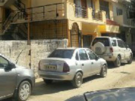 கல்யாண கோஷ்டி போல்.. டாக்சி பிடித்து ரெய்டுக்கு வந்த இன்கம் டாக்ஸ் அதிகாாரிகள்!